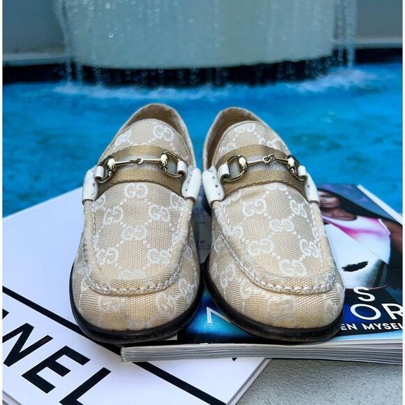 GUCCI Women's Tan Monogram GG Logo Canvas Horsebit Loafers Size 7 - Picture 5 of 13